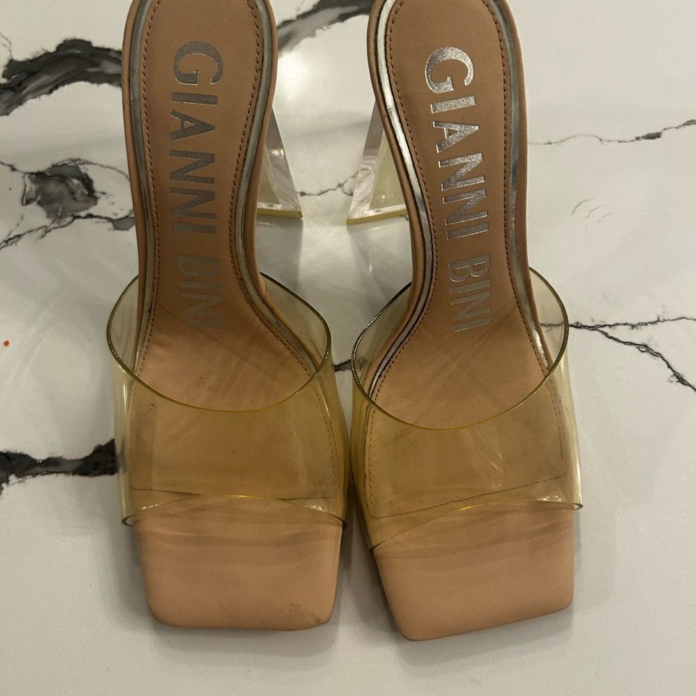 Gianni Bini Women's Transparent Heels NWOT